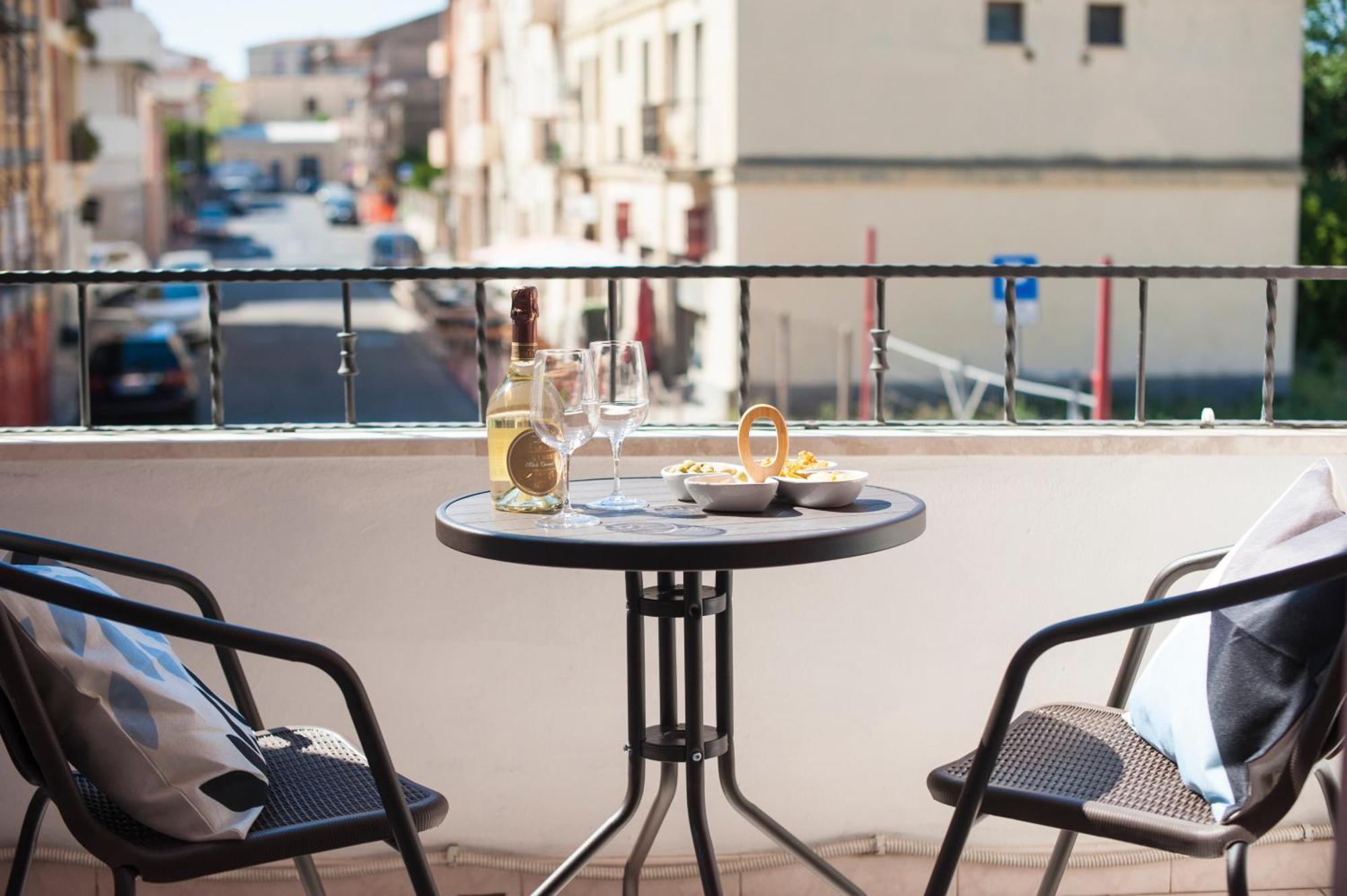 [oristano Centro] Parcheggio Privato, Wifi+netflix * Oristano